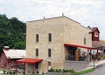 Stone Mill Hotel & Suites Lanesboro Exterior photo